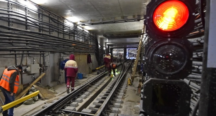 Работы по реконструкции Каховской линии метро будут завершены в 2022 году