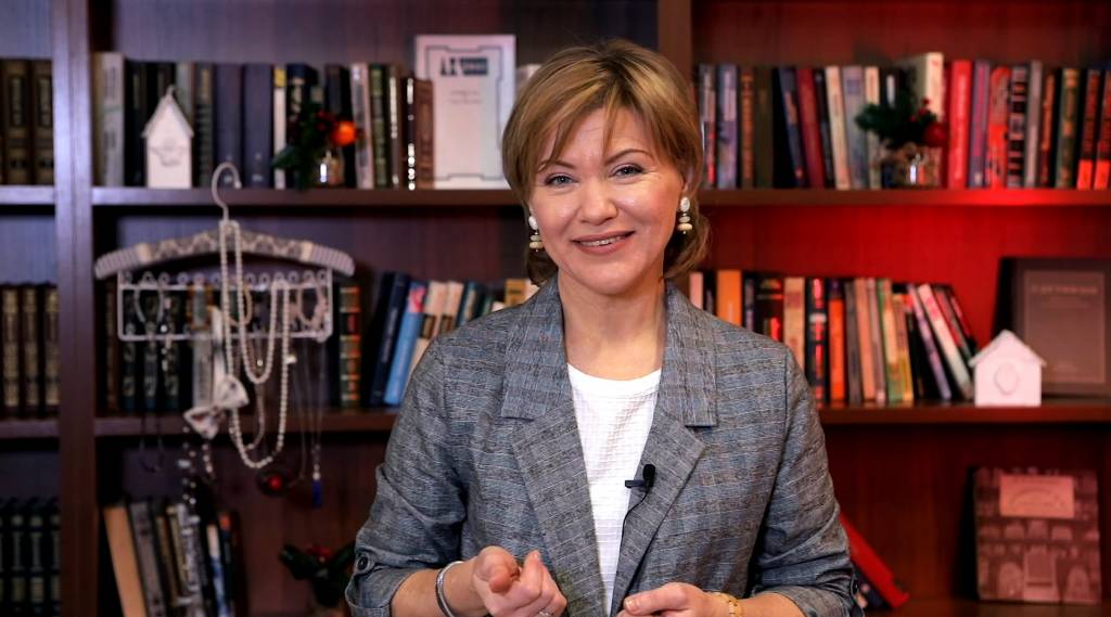 Психологи “Московского долголетия” рассказали, как  зюзинцам справиться с одиночеством в Новогоднюю ночь 